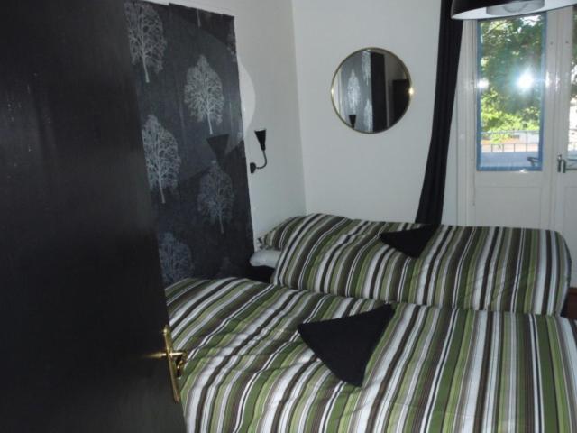 Gustav Bed & Kitchenette Hotel Gothenburg Luaran gambar